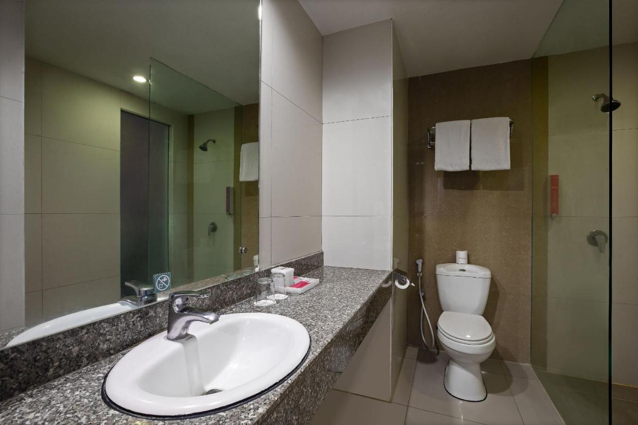 favehotel Diponegoro Semarang Esterno foto