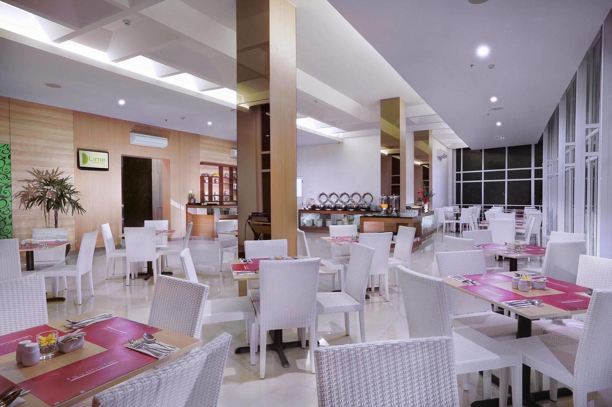 favehotel Diponegoro Semarang Esterno foto