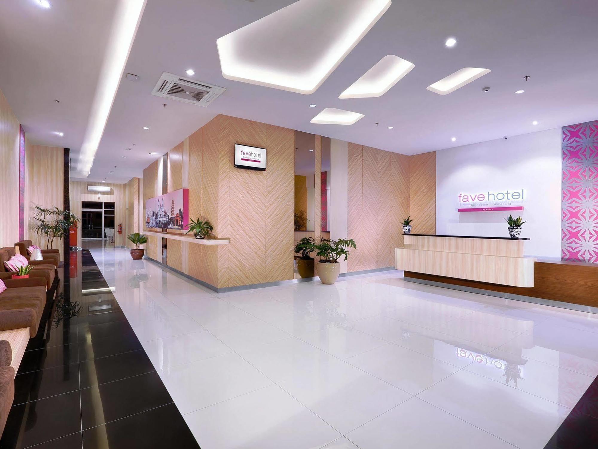 favehotel Diponegoro Semarang Esterno foto